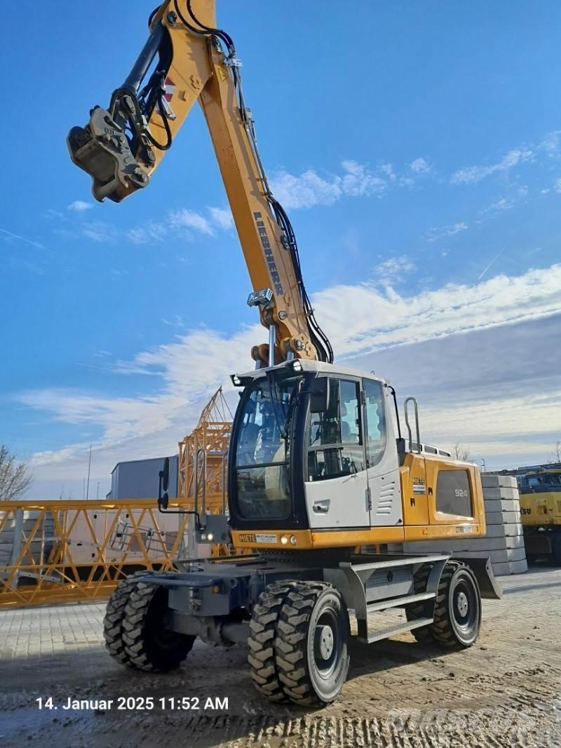 Liebherr A924 Wielgraafmachines
