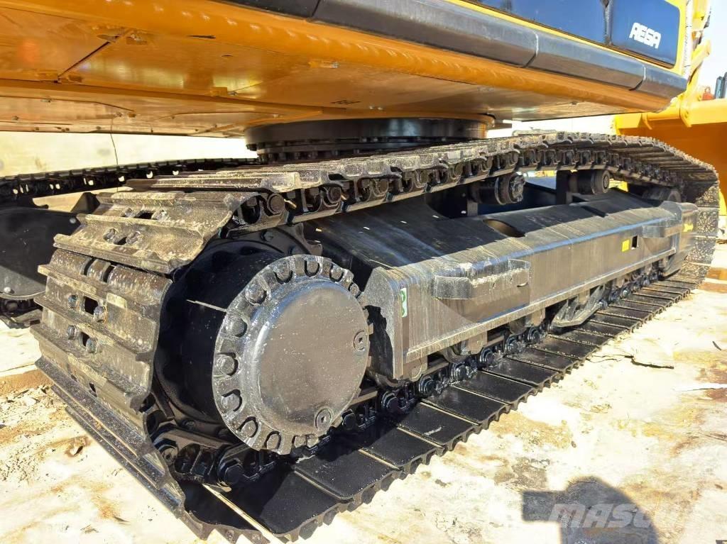 CAT 325 D L Rupsgraafmachines
