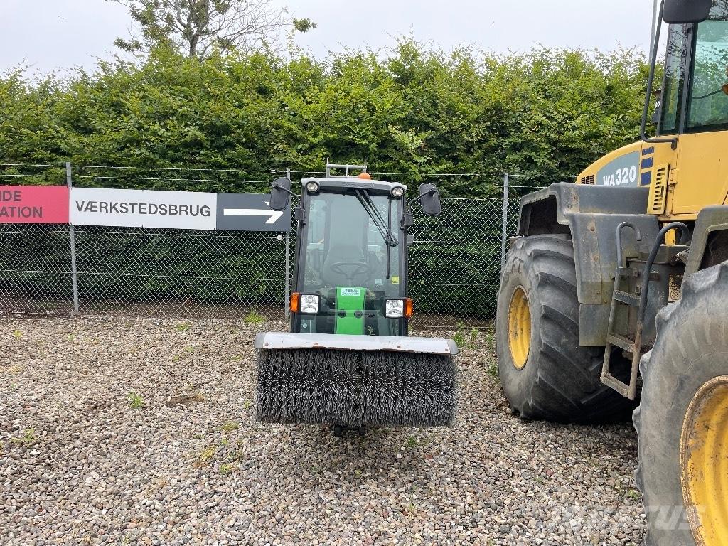 Egholm 2200 T Utiliteitsmachines