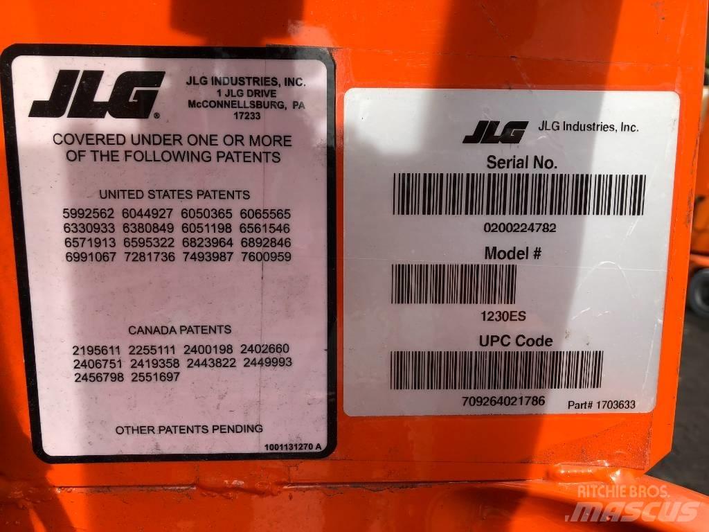 JLG 1230ES      V-3373 Personenliften en invalideliften