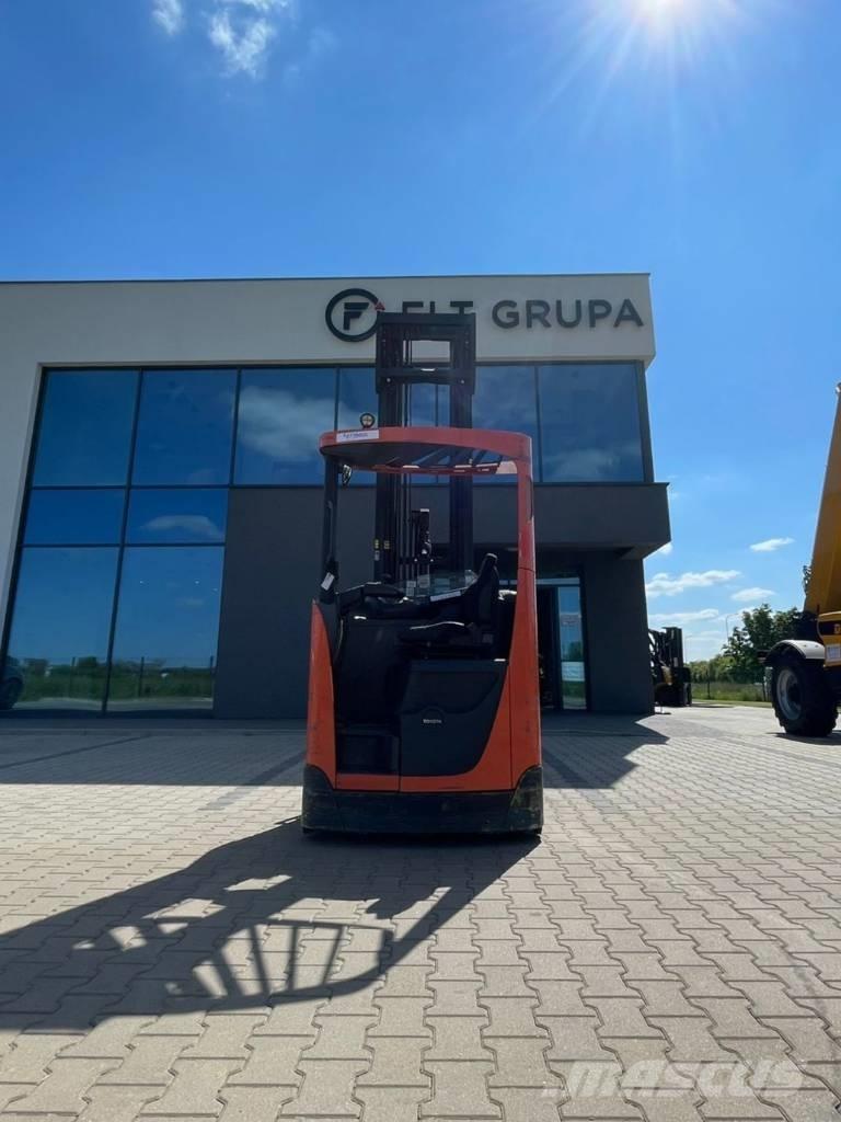 Toyota RRE160H Reachtruck voor hoog niveau