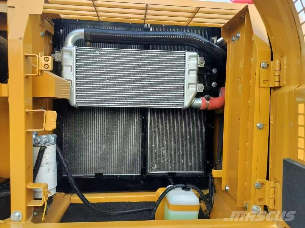 CAT 320D2L Rupsgraafmachines