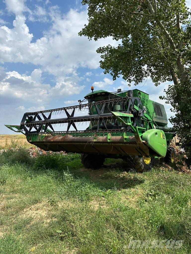 John Deere 1550 CWS Maaidorsmachines