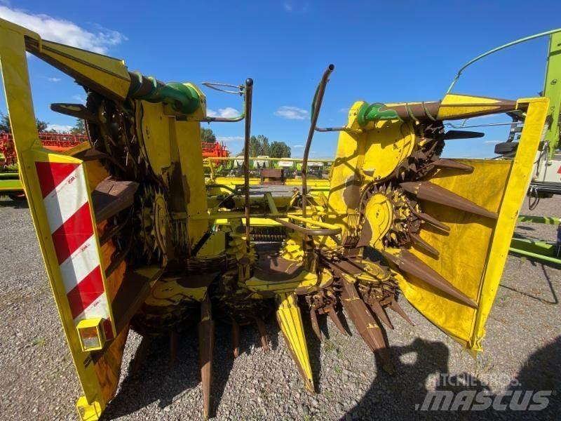 John Deere 7400 Zelfrijdende veldhakselaars