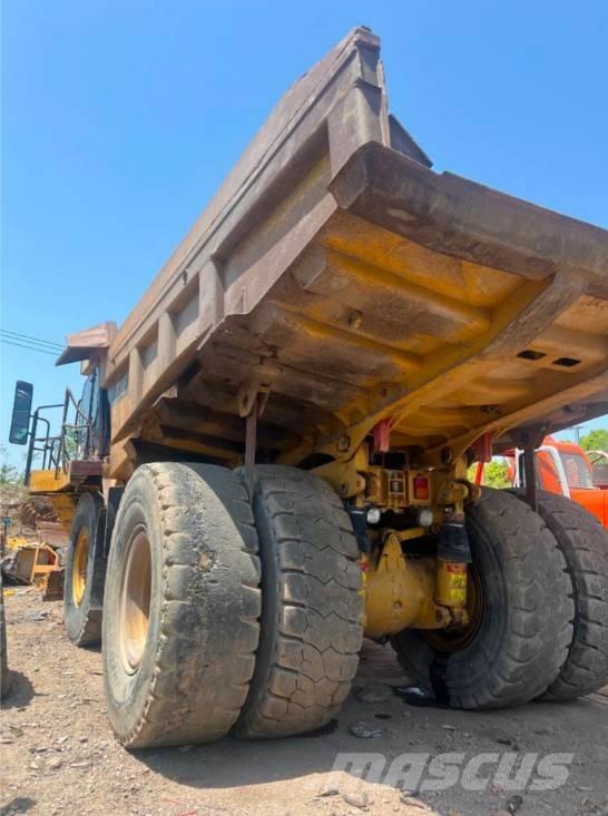 CAT 773 F Starre dumpers