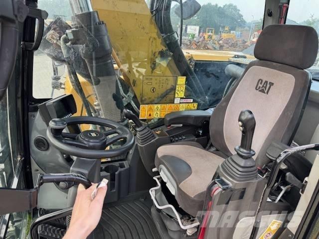 CAT M 320 F Wielgraafmachines