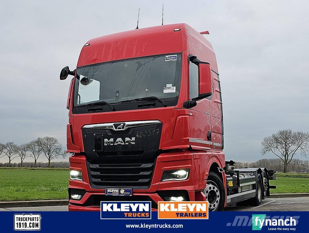 MAN 26.510 TGX Containertrucks met kabelsysteem