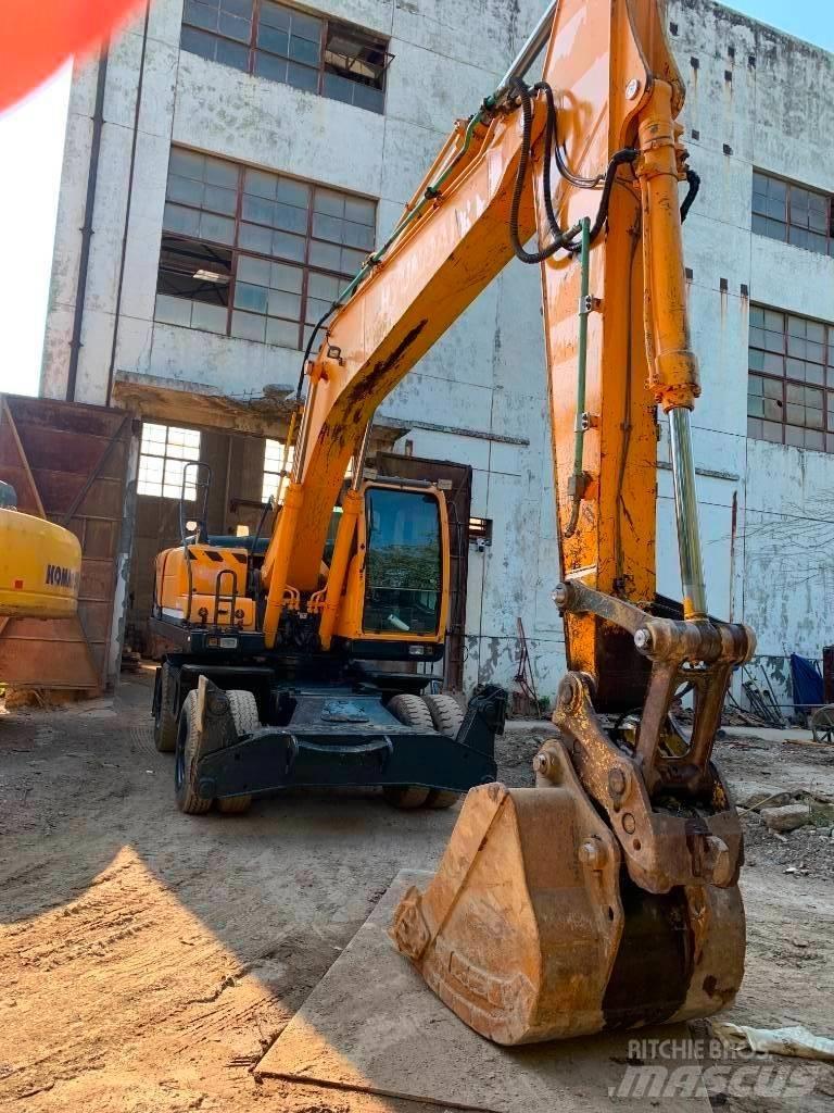 Hyundai R210W-9 Rupsgraafmachines
