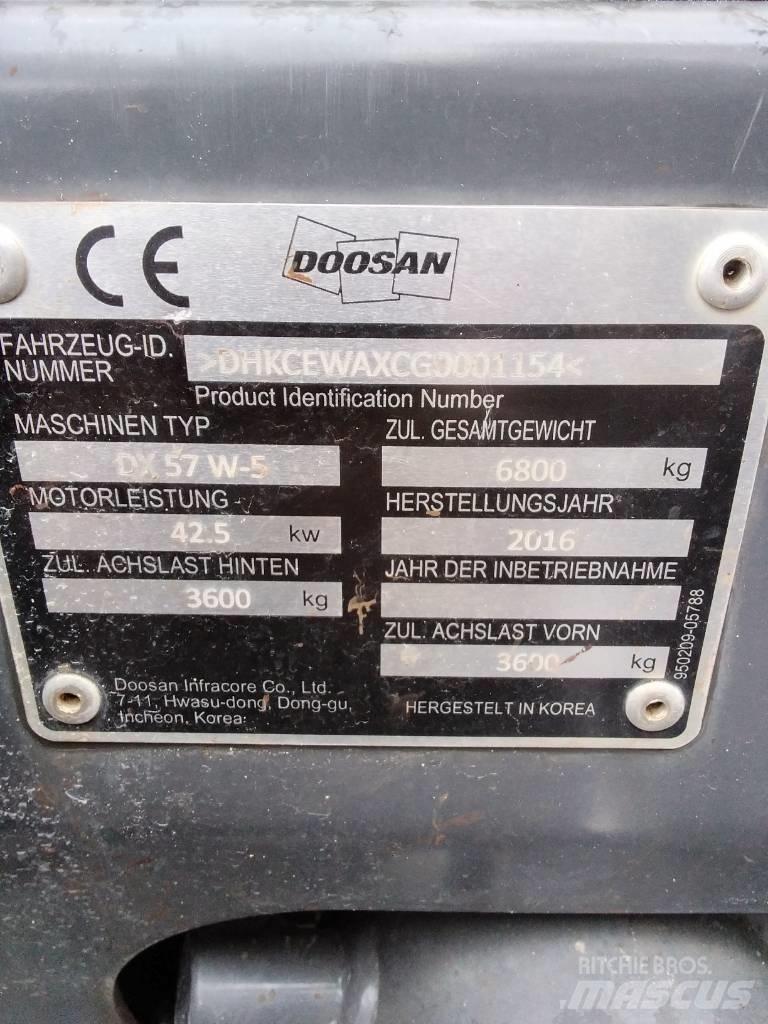 Doosan DX 57 W-5 Wielgraafmachines