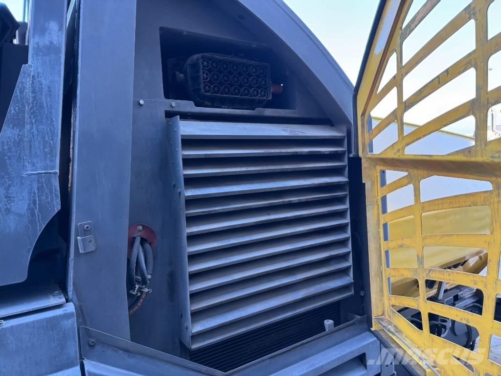 Bomag BMF 2500 S Asfaltafwerkmachines