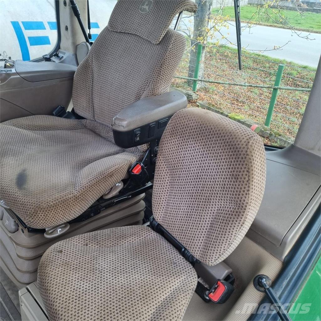 John Deere 7310 R Tractoren