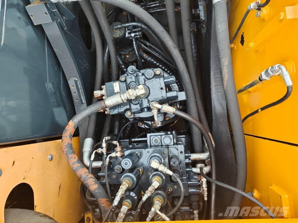 Hyundai R210W-9 Wielgraafmachines