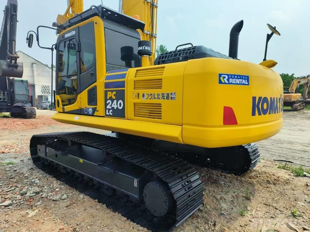 Komatsu PC 240-8 Rupsgraafmachines