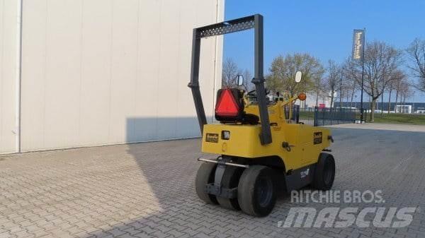 Sakai TS 160 Bandenwalsen
