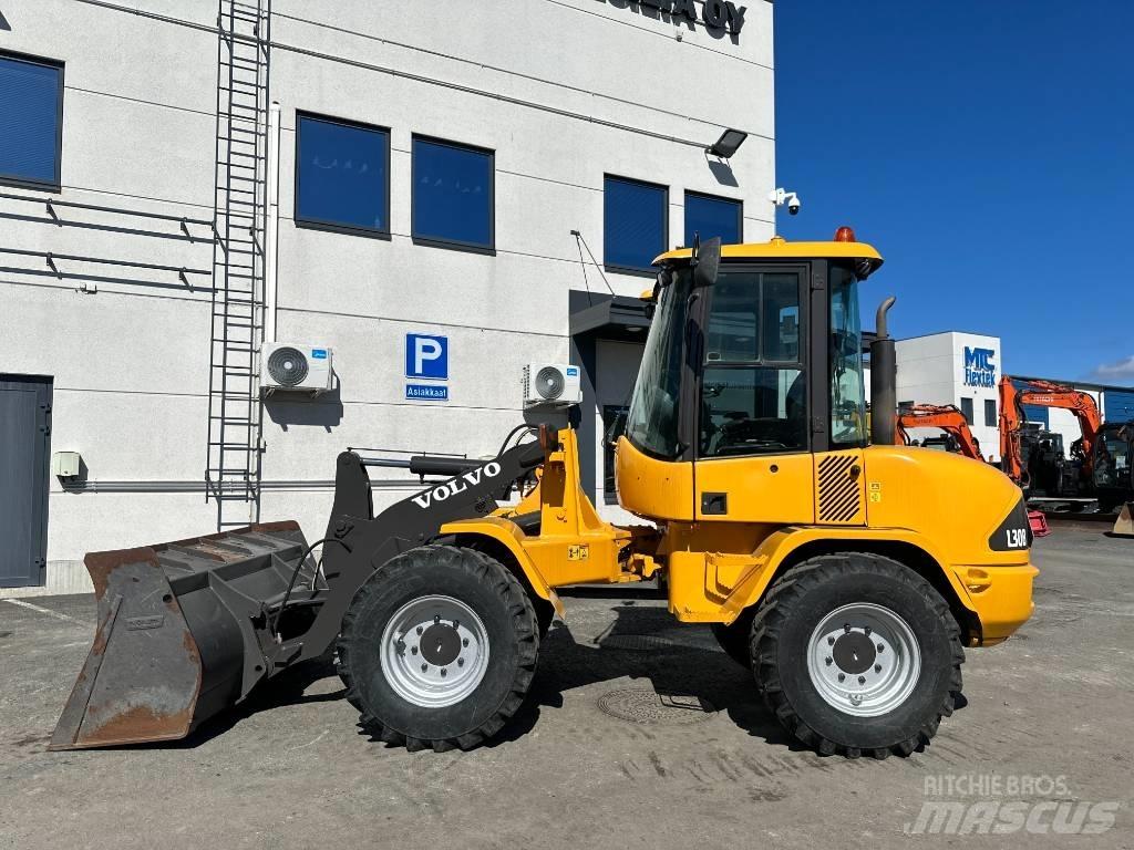 Volvo L 30 B Wielladers