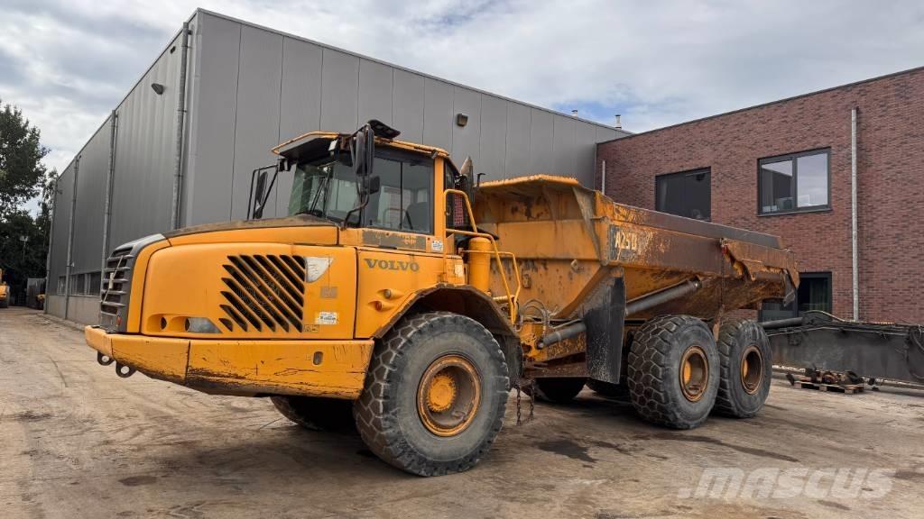Volvo A 25 D Knik dumptrucks