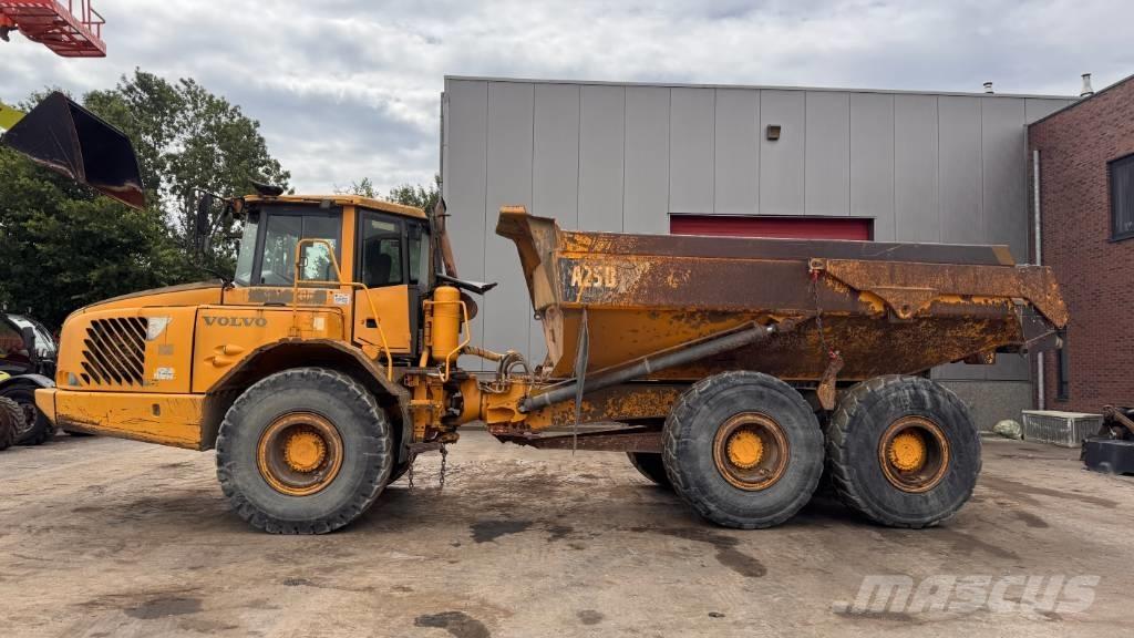 Volvo A 25 D Knik dumptrucks