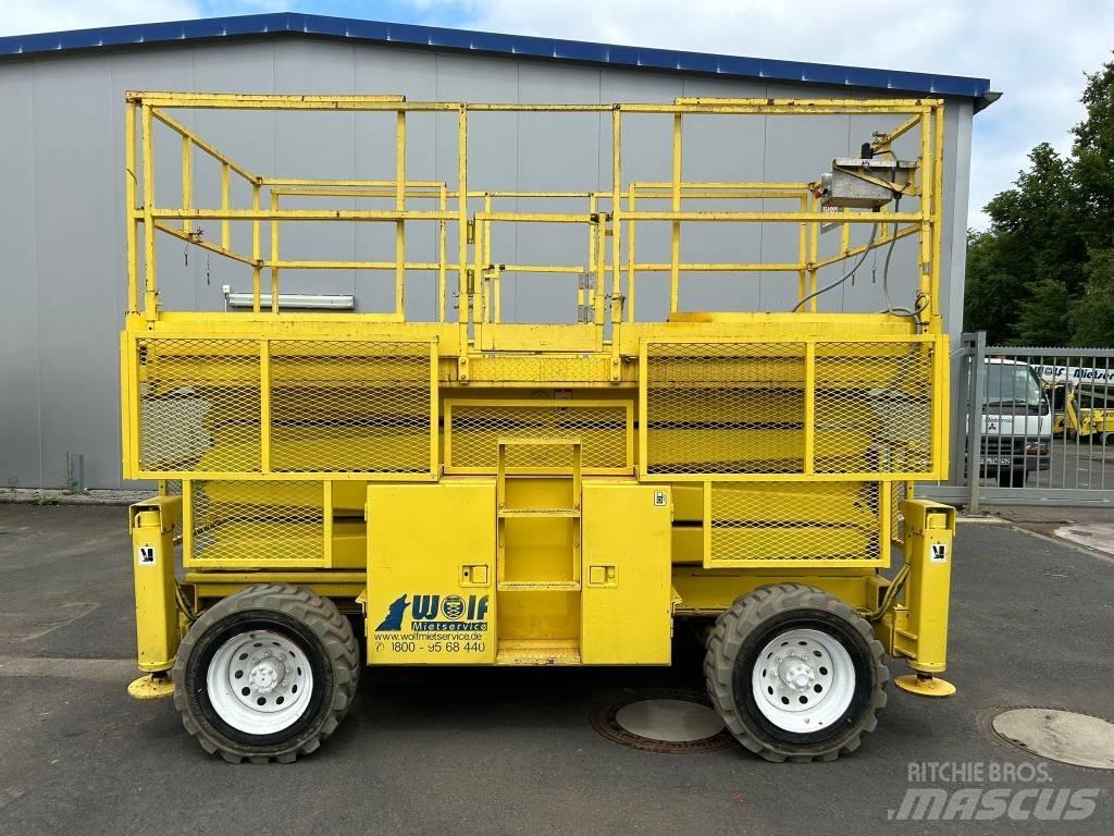 SkyJack SJ 8841 RT Schaarhoogwerkers