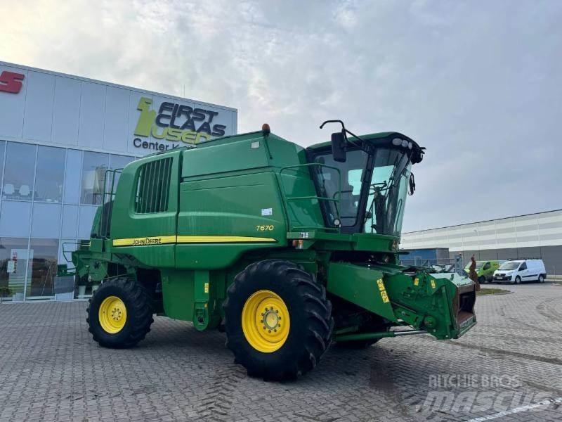 John Deere T 670 Maaidorsmachines