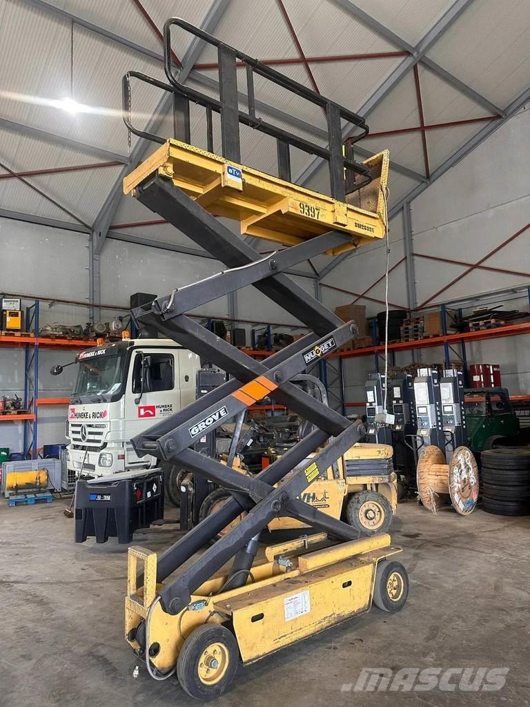 Grove SM2633E Schaarhoogwerkers