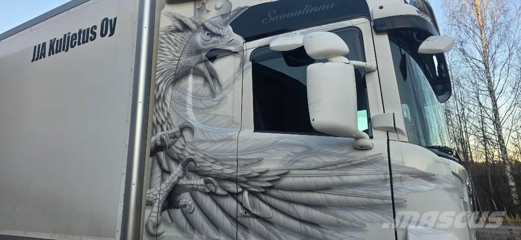 Scania R 360 Bakwagens met gesloten opbouw