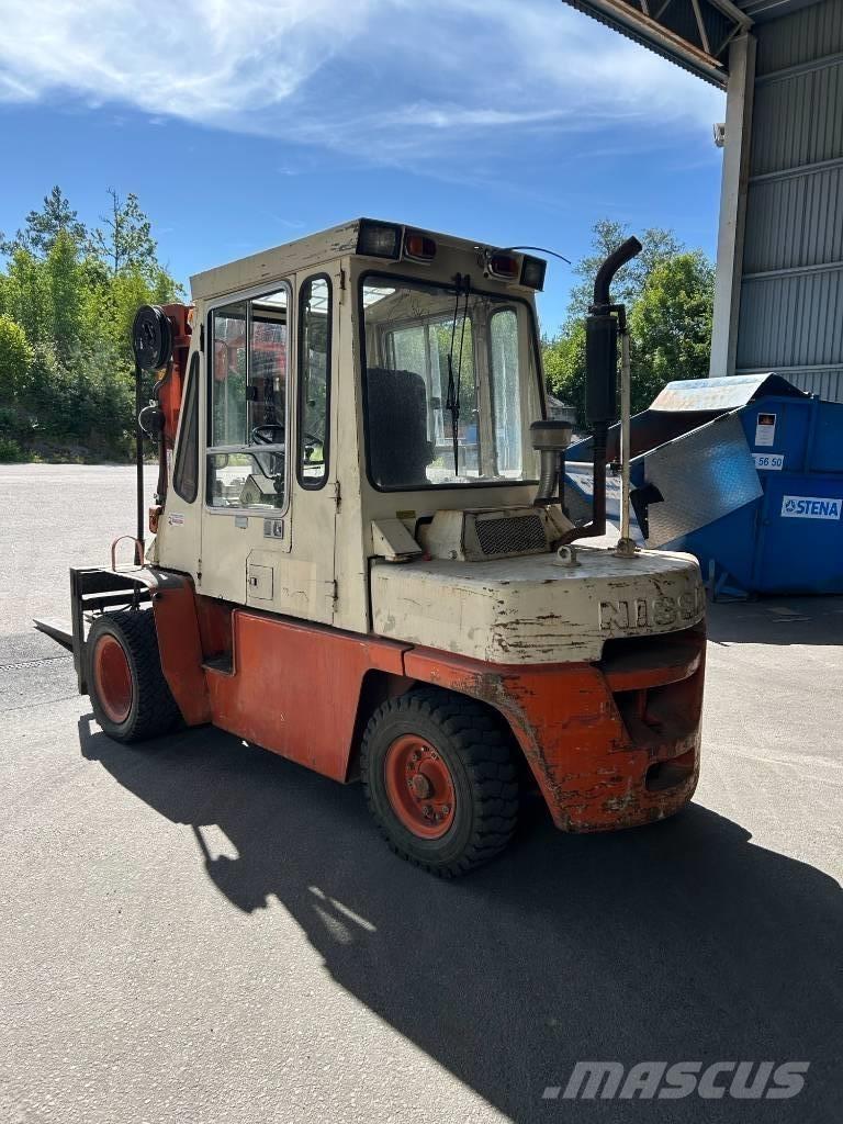 Nissan YGF03 Diesel heftrucks