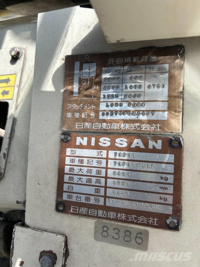 Nissan YGF03 Diesel heftrucks