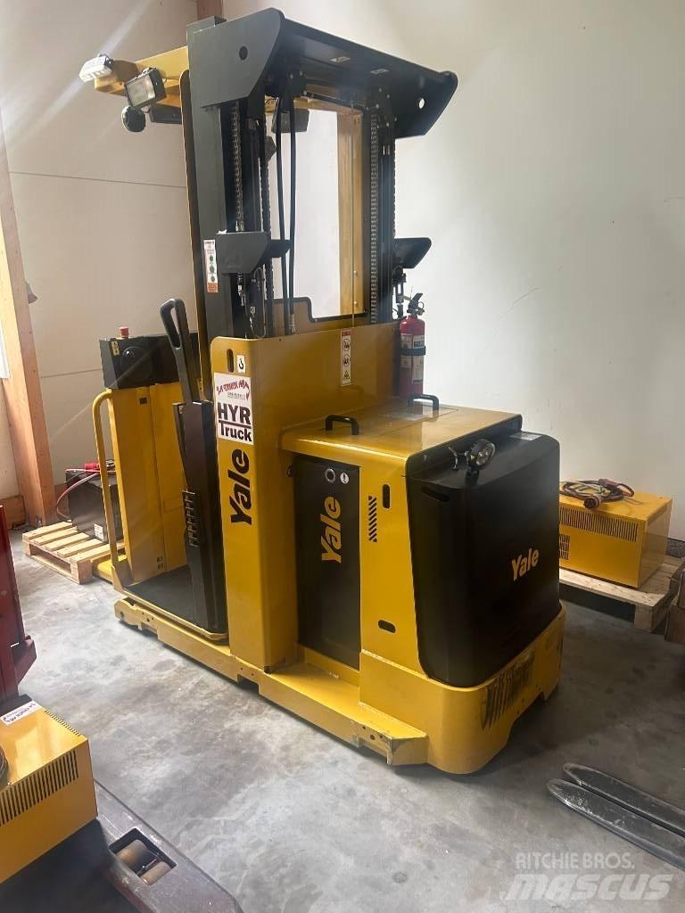 Yale MO10E AC Orderpicker voor middelhoog niveau