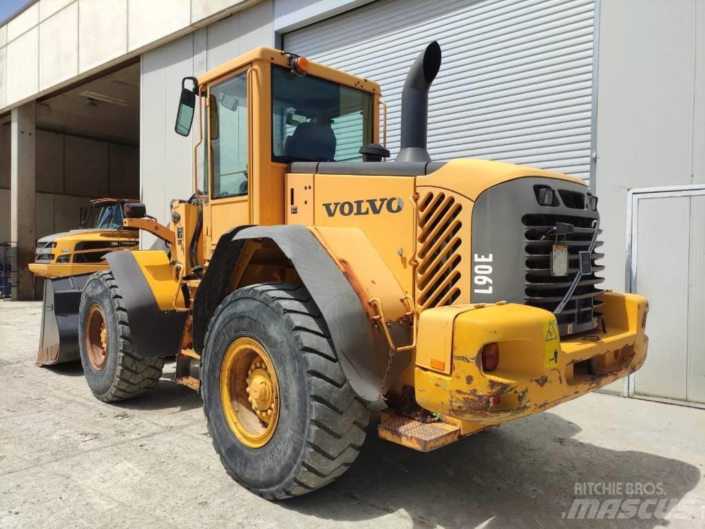 Volvo L 90 E Wielladers