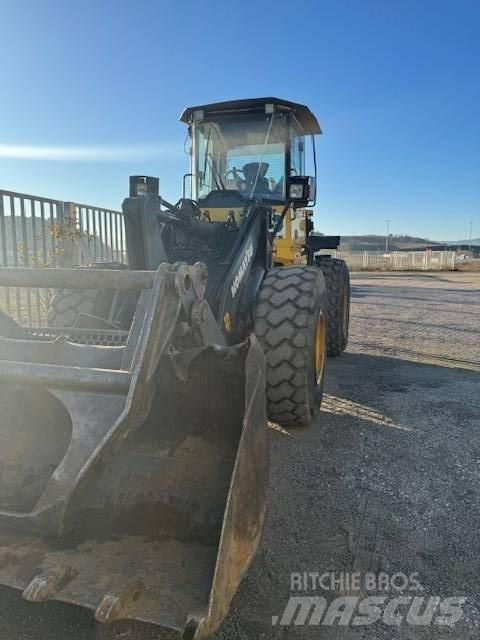 Komatsu WA 200 PZ-6 Wielladers