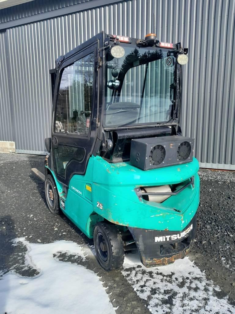 Mitsubishi FD 25 N Diesel heftrucks