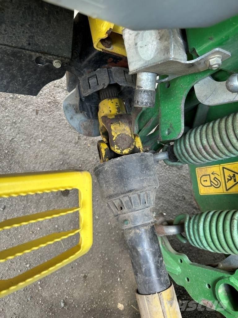 John Deere 8600 Zelfrijdende veldhakselaars