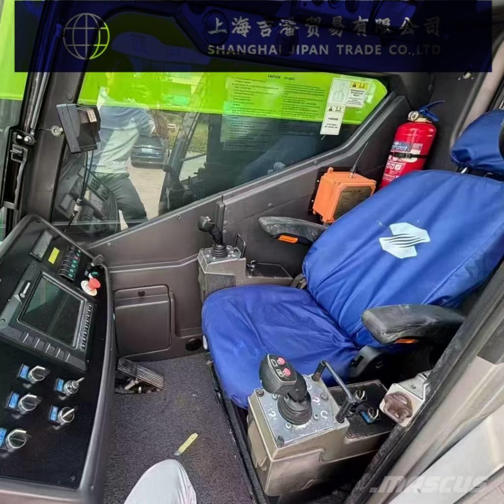 Zoomlion ZAT 2000 V7 Kranen voor alle terreinen