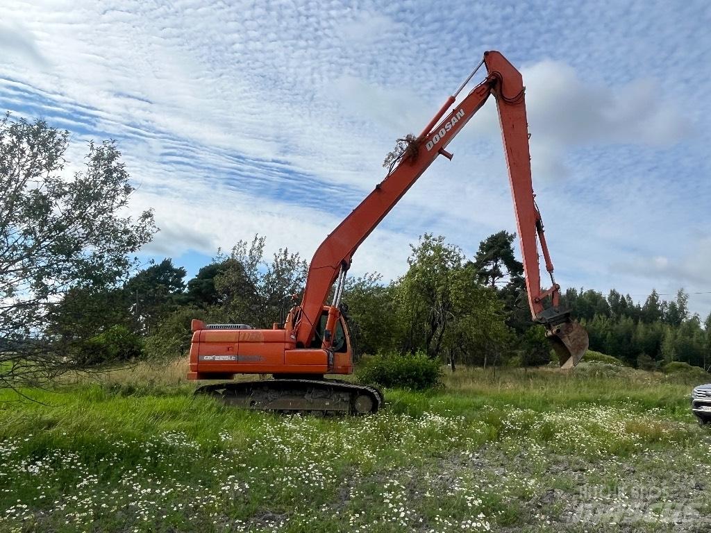 Doosan DX 225 LC Long Reach Graafmachines