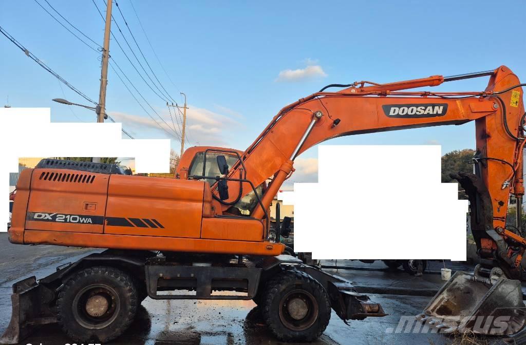 Doosan DX 210 WA Wielgraafmachines