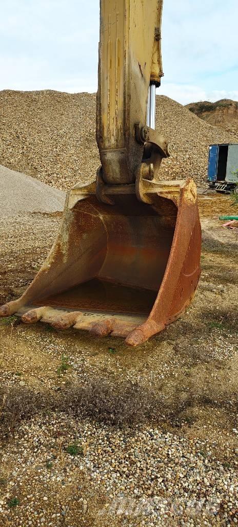 Komatsu PC 600 LC-7K Rupsgraafmachines