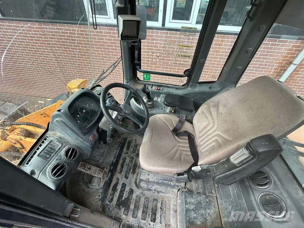 Hyundai HL 740-9A Wielladers