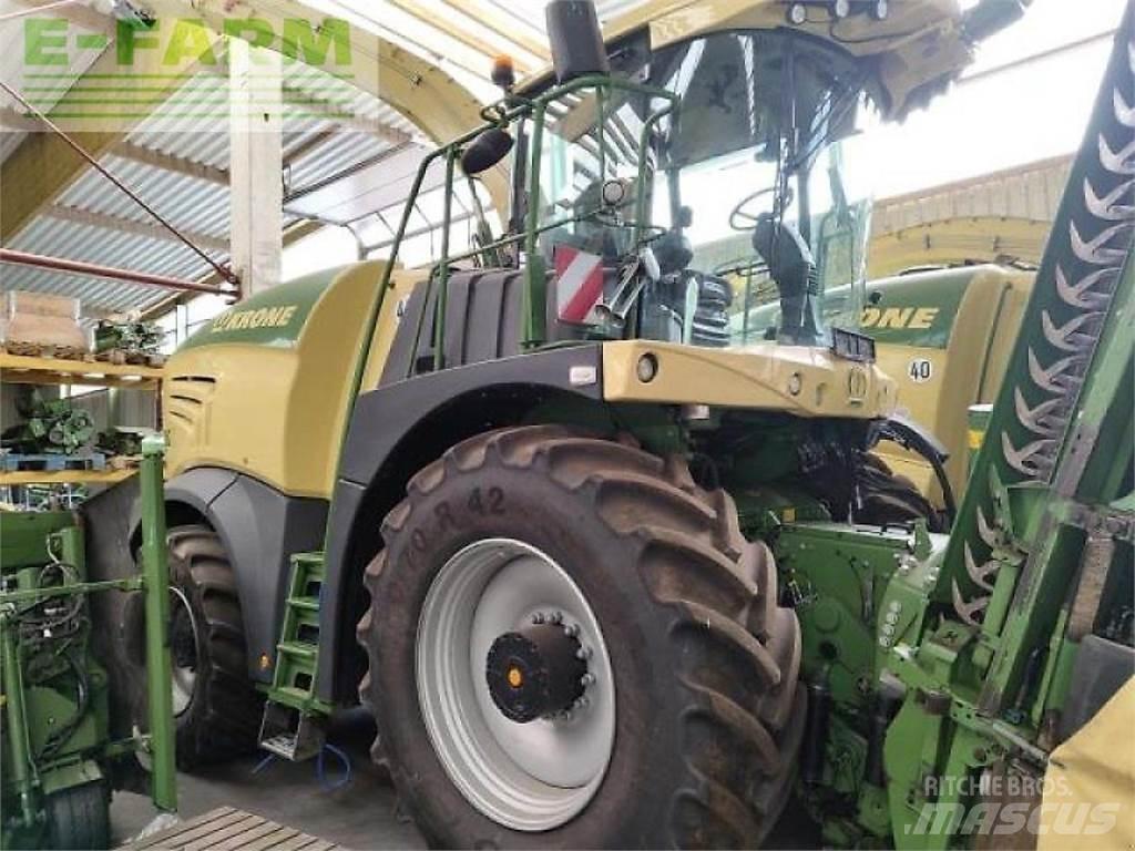 Krone big x 630 Zelfrijdende veldhakselaars