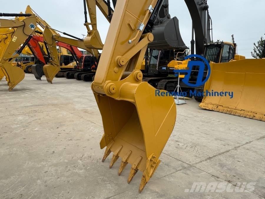 CAT 320D2 Rupsgraafmachines