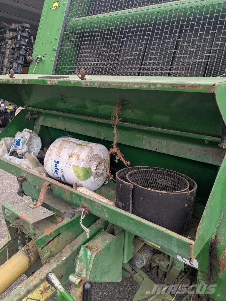 John Deere 580 Ronde-balenpersen
