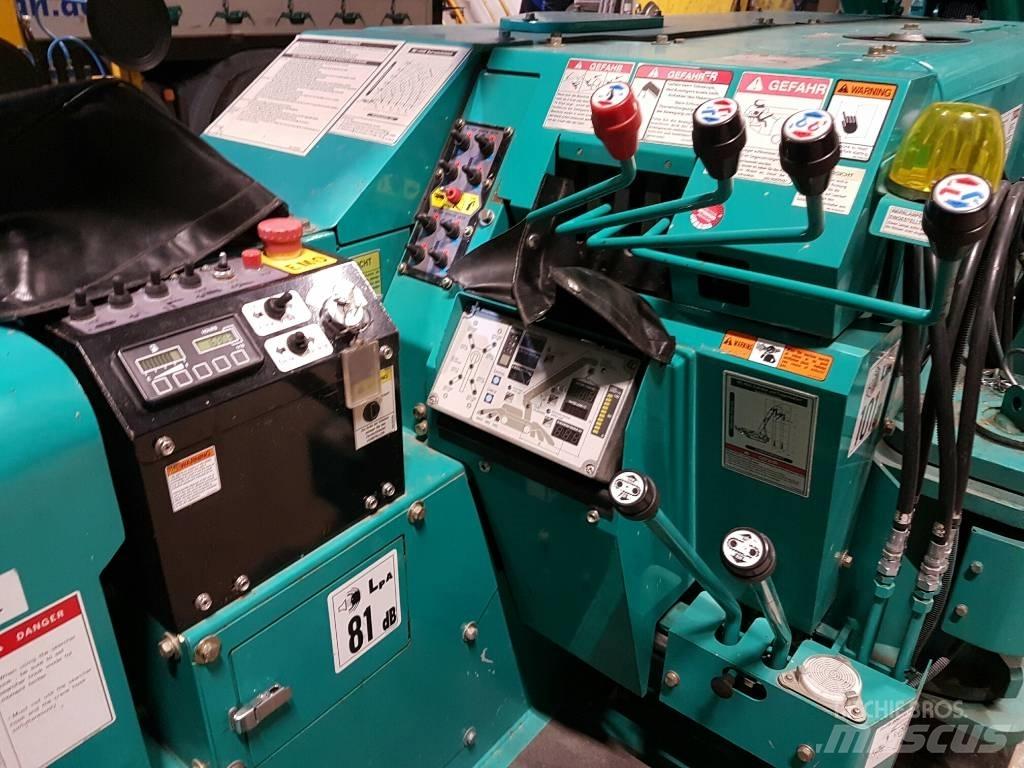 Maeda MC 405 CRME Minikranen