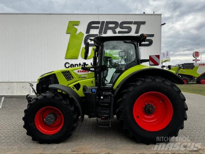 CLAAS AXION 870 Tractoren