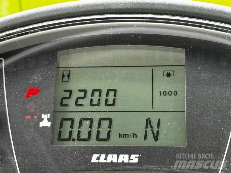 CLAAS AXION 870 Tractoren