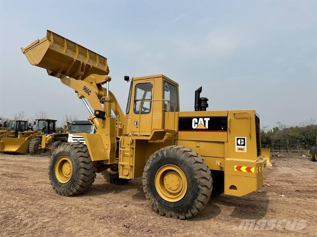 CAT 966C Wielladers