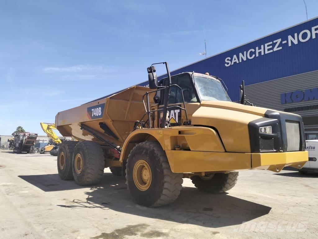 CAT 740 B Knik dumptrucks