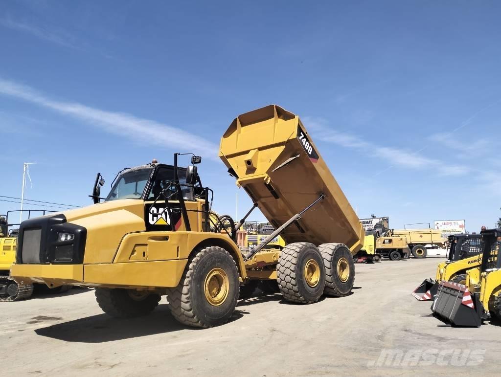 CAT 740 B Knik dumptrucks