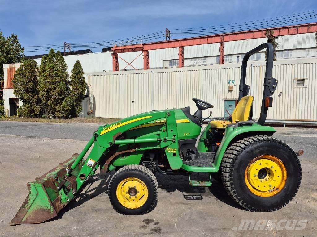 John Deere 3520 Compacttrekkers