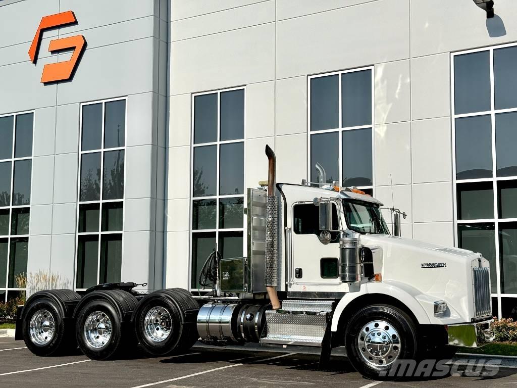Kenworth T 800 Trekkers