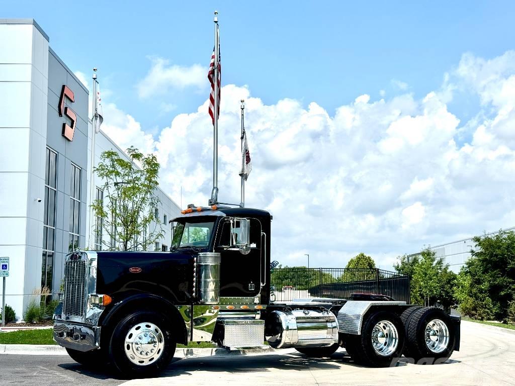 Peterbilt 379 Trekkers