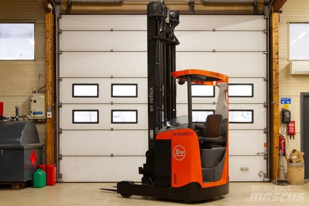 BT RR E 160 Reachtruck voor hoog niveau